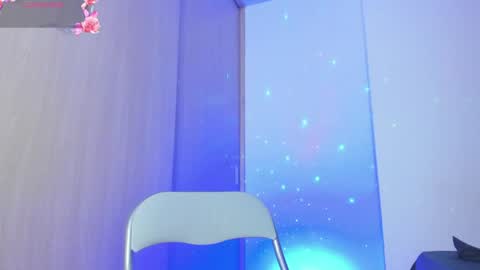 Max  online show from 14, 4, 2026