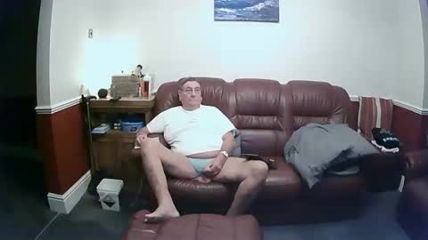 MAX online show from 22, 10, 2025