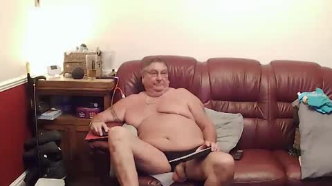 Snapshot of maxi_johnes chatting on 10, 5, 2026 MAX online show from 10, 5, 2026