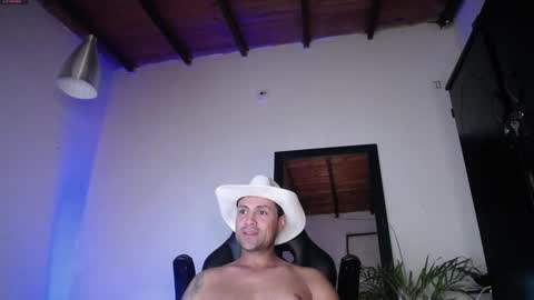 Snapshot of maxi_mux1 chatting on 24, 12, 2024 MAXI online show from 24, 12, 2024