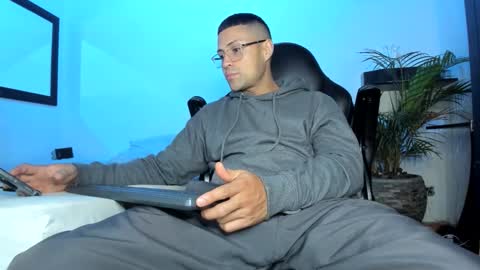 MAXI      online show from 10, 1, 2026