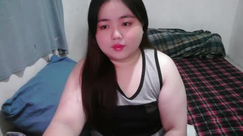 Snapshot of maxie_cat chatting on 1, 2, 2025 Maxie online show from 1, 2, 2025