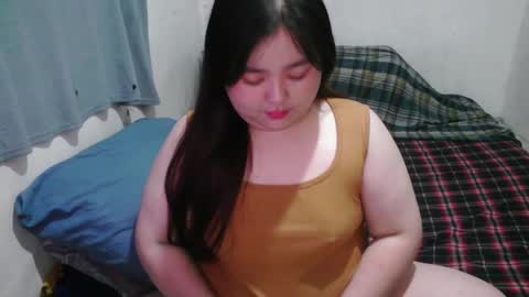 Snapshot of maxie_cat chatting on 2, 2, 2025 Maxie online show from 2, 2, 2025
