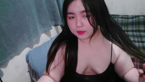 Snapshot of maxie_cat chatting on 9, 9, 2025 Maxie online show from 9, 9, 2025