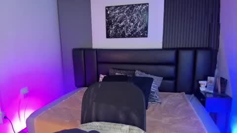 Snapshot of maxiimo_wolf chatting on 2, 3, 2025 Maximo Wolf online show from 2, 3, 2025