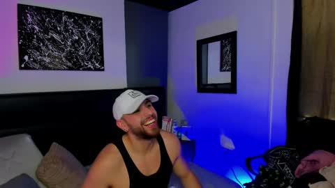 Snapshot of maxiimo_wolf chatting on 11, 9, 2025 Maximo Wolf online show from 11, 9, 2025