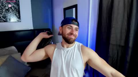 Snapshot of maxiimo_wolf chatting on 1, 10, 2025 Maximo Wolf online show from 1, 10, 2025