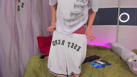 Snapshot of maxim_burn chatting on 29, 11, 2025 maxim burn online show from 29, 11, 2025