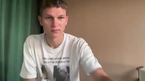 Snapshot of maxim_burn chatting on 17, 12, 2025 maxim burn online show from 17, 12, 2025