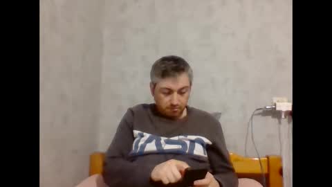 Snapshot of maximefrxx chatting on 12, 1, 2025 Maxime online show from 12, 1, 2025