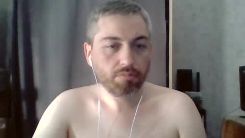 Snapshot of maximefrxx chatting on 28, 6, 2026 Maxime online show from 28, 6, 2026