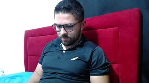 Snapshot of maximo_2000 chatting on 28, 10, 2025 maximo_2000 online show from 28, 10, 2025