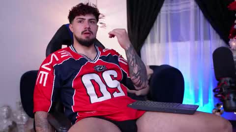 Snapshot of maximo_rodriguez chatting on 21, 12, 2025 Maximo online show from 21, 12, 2025