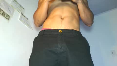 Maximo Aron Vega online show from 4, 4, 2026