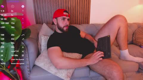 Maximo Wolf online show from 21, 4, 2026