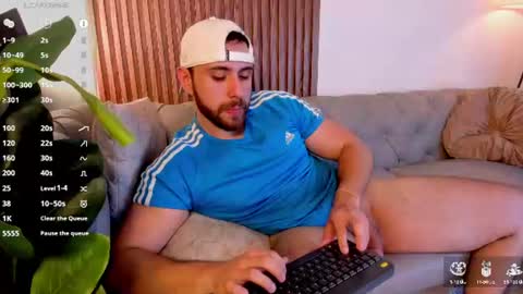 Snapshot of maximo_wolf1 chatting on 14, 6, 2026 Maximo Wolf online show from 14, 6, 2026