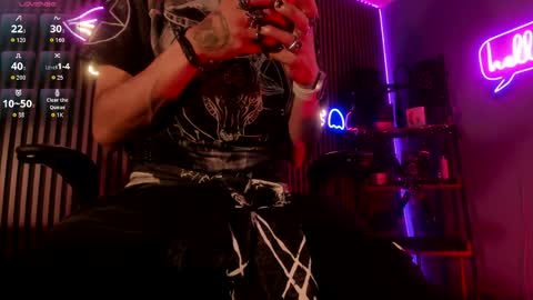 Snapshot of maximoking26 chatting on 22, 4, 2026 MAXIMO online show from 22, 4, 2026