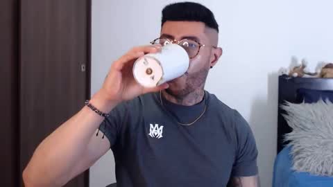 Snapshot of maximus_golden chatting on 30, 12, 2024 Independent Model online show from 30, 12, 2024