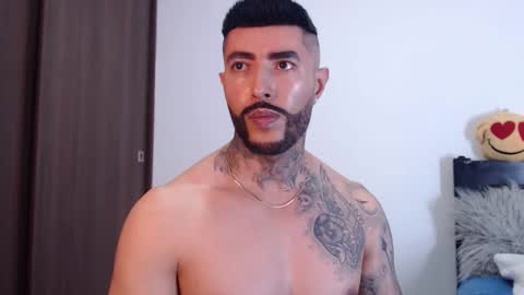 Snapshot of maximus_golden chatting on 12, 1, 2025 Independent Model online show from 12, 1, 2025