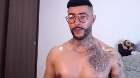 Snapshot of maximus_golden chatting on 13, 1, 2025 Independent Model online show from 13, 1, 2025