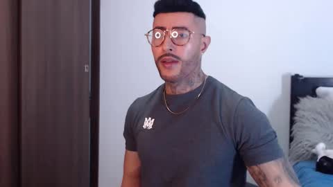 Snapshot of maximus_golden chatting on 17, 1, 2025 Independent Model online show from 17, 1, 2025