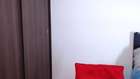 Snapshot of maximus_golden chatting on 28, 1, 2025 Independent Model online show from 28, 1, 2025