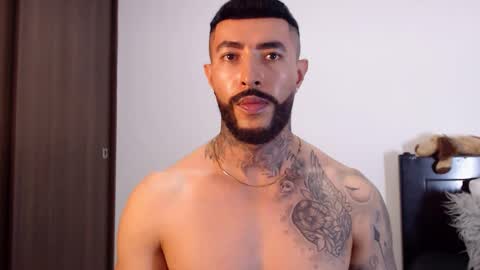 Snapshot of maximus_golden chatting on 19, 2, 2025 Independent Model online show from 19, 2, 2025