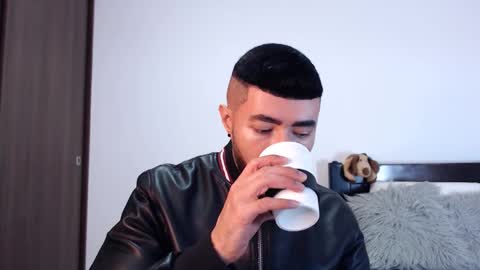 Snapshot of maximus_golden chatting on 23, 2, 2025 Independent Model online show from 23, 2, 2025