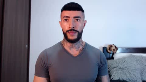 Snapshot of maximus_golden chatting on 24, 2, 2025 Independent Model online show from 24, 2, 2025