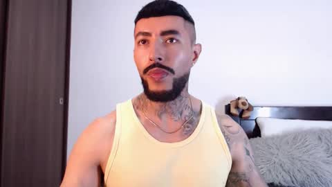 Snapshot of maximus_golden chatting on 4, 3, 2025 Independent Model online show from 4, 3, 2025