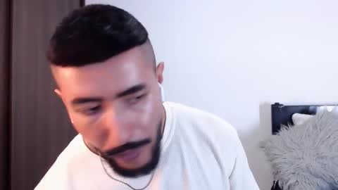 Snapshot of maximus_golden chatting on 7, 3, 2025 Independent Model online show from 7, 3, 2025