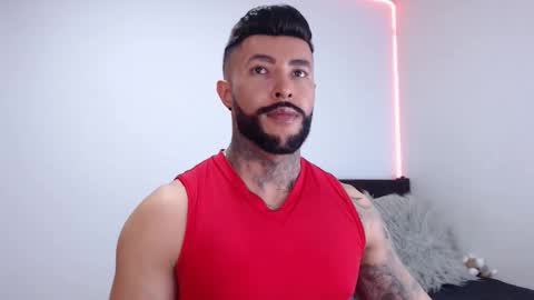 Snapshot of maximus_golden chatting on 10, 9, 2025 Independent Model online show from 10, 9, 2025