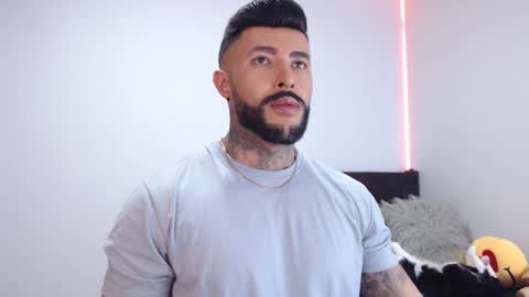 Snapshot of maximus_golden chatting on 16, 9, 2025 Independent Model online show from 16, 9, 2025