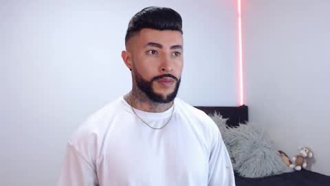 Snapshot of maximus_golden chatting on 17, 9, 2025 Independent Model online show from 17, 9, 2025