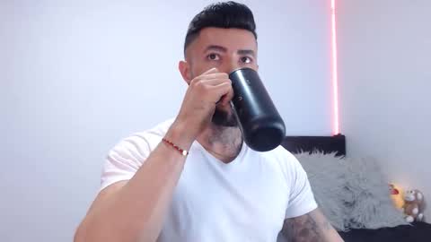 Snapshot of maximus_golden chatting on 21, 9, 2025 Independent Model online show from 21, 9, 2025