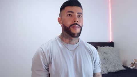 Snapshot of maximus_golden chatting on 4, 10, 2025 Independent Model online show from 4, 10, 2025