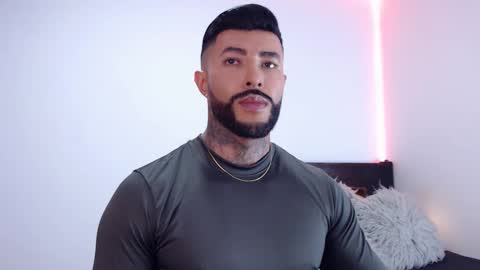 Snapshot of maximus_golden chatting on 11, 10, 2025 Independent Model online show from 11, 10, 2025