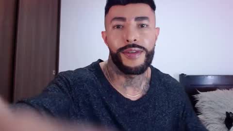 Snapshot of maximus_golden chatting on 18, 10, 2025 Independent Model online show from 18, 10, 2025