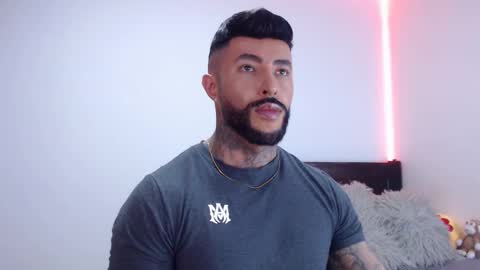 Snapshot of maximus_golden chatting on 19, 10, 2025 Independent Model online show from 19, 10, 2025