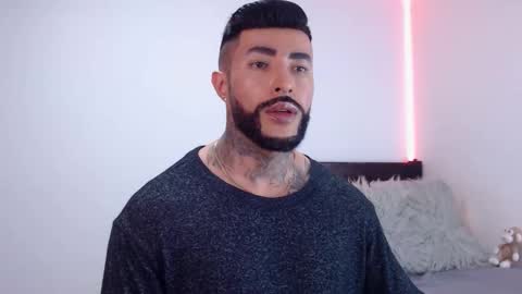 Snapshot of maximus_golden chatting on 23, 10, 2025 Independent Model online show from 23, 10, 2025