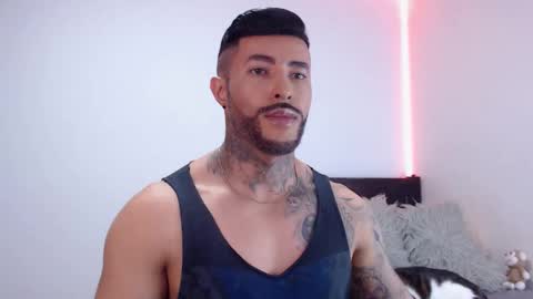 Snapshot of maximus_golden chatting on 27, 10, 2025 Independent Model online show from 27, 10, 2025