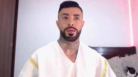 Snapshot of maximus_golden chatting on 3, 2, 2026 Independent Model online show from 3, 2, 2026