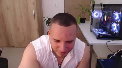 Snapshot of maximussantorini chatting on 13, 4, 2026 maximus online show from 13, 4, 2026