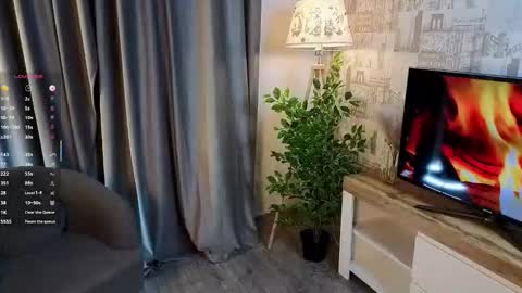 Snapshot of maxineheart chatting on 21, 11, 2025 Monica - Next stream 270525 0300 GMT2 online show from 21, 11, 2025