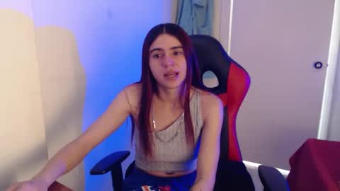 maxinesex_ online show from 27, 5, 2026