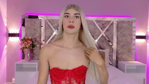 Snapshot of maxirogers chatting on 14, 3, 2026 Maxi Rogers online show from 14, 3, 2026