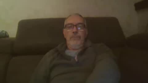 Snapshot of maxou569 chatting on 1, 11, 2025 maxou569 online show from 1, 11, 2025