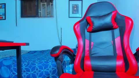Snapshot of maxowens_oficial chatting on 14, 9, 2025 MAX online show from 14, 9, 2025