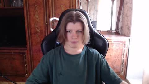 Max online show from 9, 10, 2025