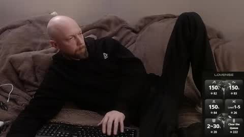 Snapshot of maxrouger chatting on 22, 3, 2026 MaxRouger online show from 22, 3, 2026